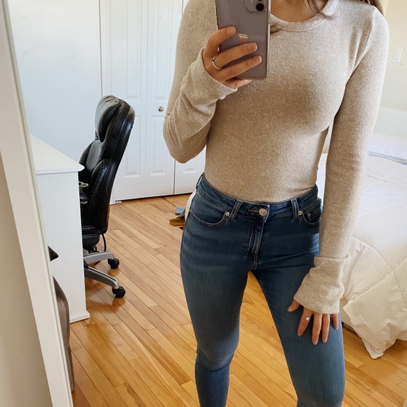 Zara Tops - BEIGE TAN LONG SLEEVE CROP TOP ZARA XS/SMALL